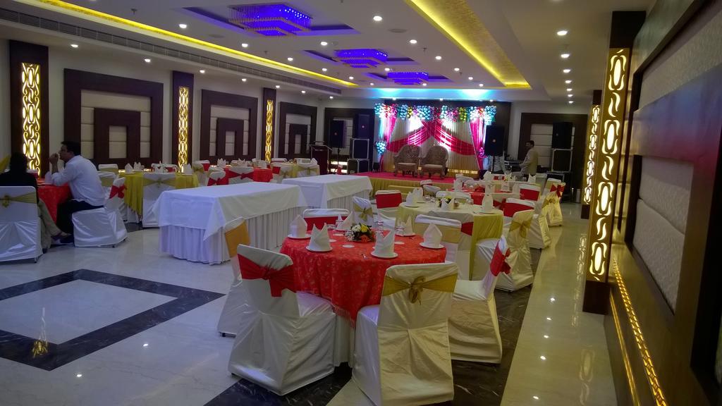 Hotel Seven Hills Tower Agra  Exterior foto
